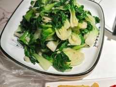 -小凤庭·地道湖北菜武昌鱼·藕汤(38年黄鹤楼店)