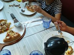 -必胜客(武汉欢乐谷店)