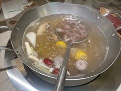 -左庭右院鲜牛肉火锅(浦江欢乐颂店)