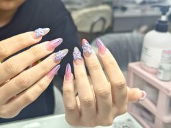 -美画轻奢美甲美睫