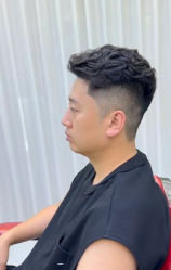 -东方先生国潮男士理发馆