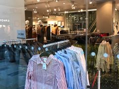 -H&M(鹏欣水游城店)