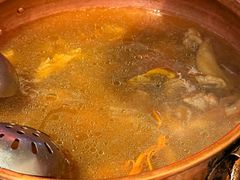 -阿山卓·野生菌火锅·纳西火塘烤肉