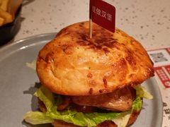 -必胜客(海滨店)