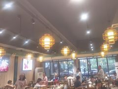 -肖肖酸萝卜鱼火锅(总店)