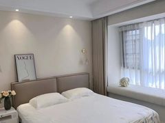 -百安居装修设计中心(海珠店)