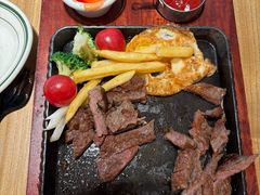 -菲滋意式休闲餐厅(北仑银泰城店)