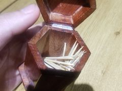 -八月美食小馆(银泰城总店)