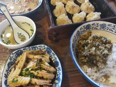 -张家巷美食(南浔店)