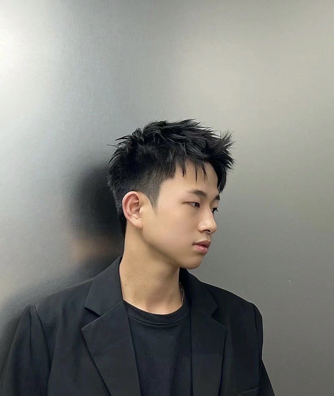 新潮男发型必看哦