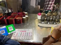 -官亭路小吃一条巷