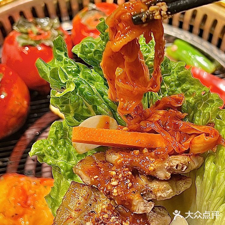 汕头这家烤肉店有烤柿子‼️爆浆一口biu汁[流泪]