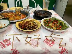 -堂瓦里·33年传统赣菜(第一街区店)