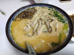-明呈黄鱼面馆(斜土路店)