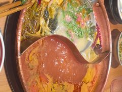 -洱火云南酸菜牛肉火锅(石景山当代商城店)