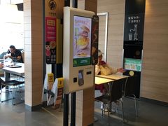 -麦当劳(七宝乐购店)