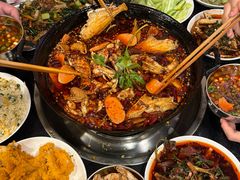 -鸿顺老铁锅美蛙鱼府(解放碑店)