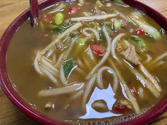 酸笋米粉-牛八宝桂林米粉(八里庄店)