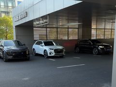 -上海永达奥诚奥迪4S店(申江路店)