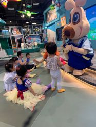 -卡通尼乐园(武汉凯德1818店)