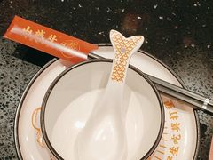 -山城外·非遗酸菜鱼(盛龙广场店)