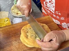 -大众跷脚牛肉馆·非遗传承单位(峨眉山店)