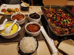 -远大美食广场(远大购物中心店)