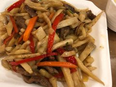 牛肉炒自家腌笋-大唐靓汤江门私房菜(景田店)