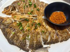 -肥肥虾庄·金牌油焖大虾(首义路店)