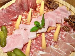 -格鲁·秀色Georgia’s Feast