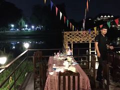 -Paak Dang Riverside 红嘴河畔餐厅