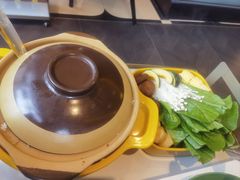 腊味煲仔饭-润园四季椰子鸡火锅(卓越INTOWN店)