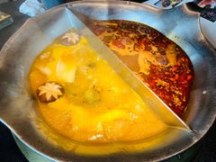 台式麻辣花胶鸡鸳鸯锅-湊湊火锅·茶憩(世博大道店)