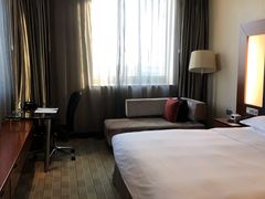 -上海浦东假日酒店