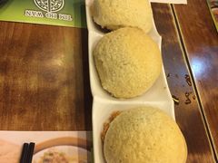 酥皮焗叉烧包-添好运点心专门店(深水埗店)