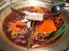 -叁口煮老火锅(东升店)