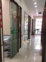 -苗医生专业祛痘·皮肤管理