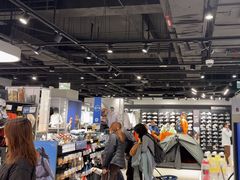 -迪卡侬(环球港店)