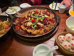 -老板恋上鱼(荣盛广场店)