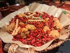 必吃传承辣子鸡-纯阳•六两酒馆