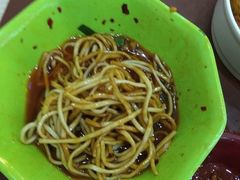 -六和餐饮(东城根店)