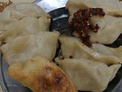 -黄阿姨锅贴大王(万航渡路店)