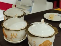-聚春园自助餐厅(东街口店)