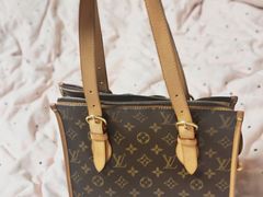 -小飞侠奢侈品回收 寄卖 养护(宝山宝龙广场店)