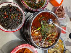 -牟记江湖特色重庆菜鱼蛋青蛙黄鳝海参(巴南区鱼洞鲁能店)