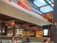-阿瓦山寨·湘菜现炒·剁椒鱼头王(咸阳总店)