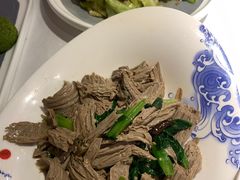 黑腐竹拌芥蓝-雲蜀龙阁·金牌水煮鱼(方庄店)