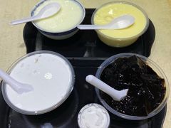 凤凰奶糊-百花传统甜品店(原址店)