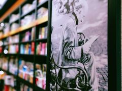 -西西弗书店&矢量咖啡(凯德晶萃广场店)