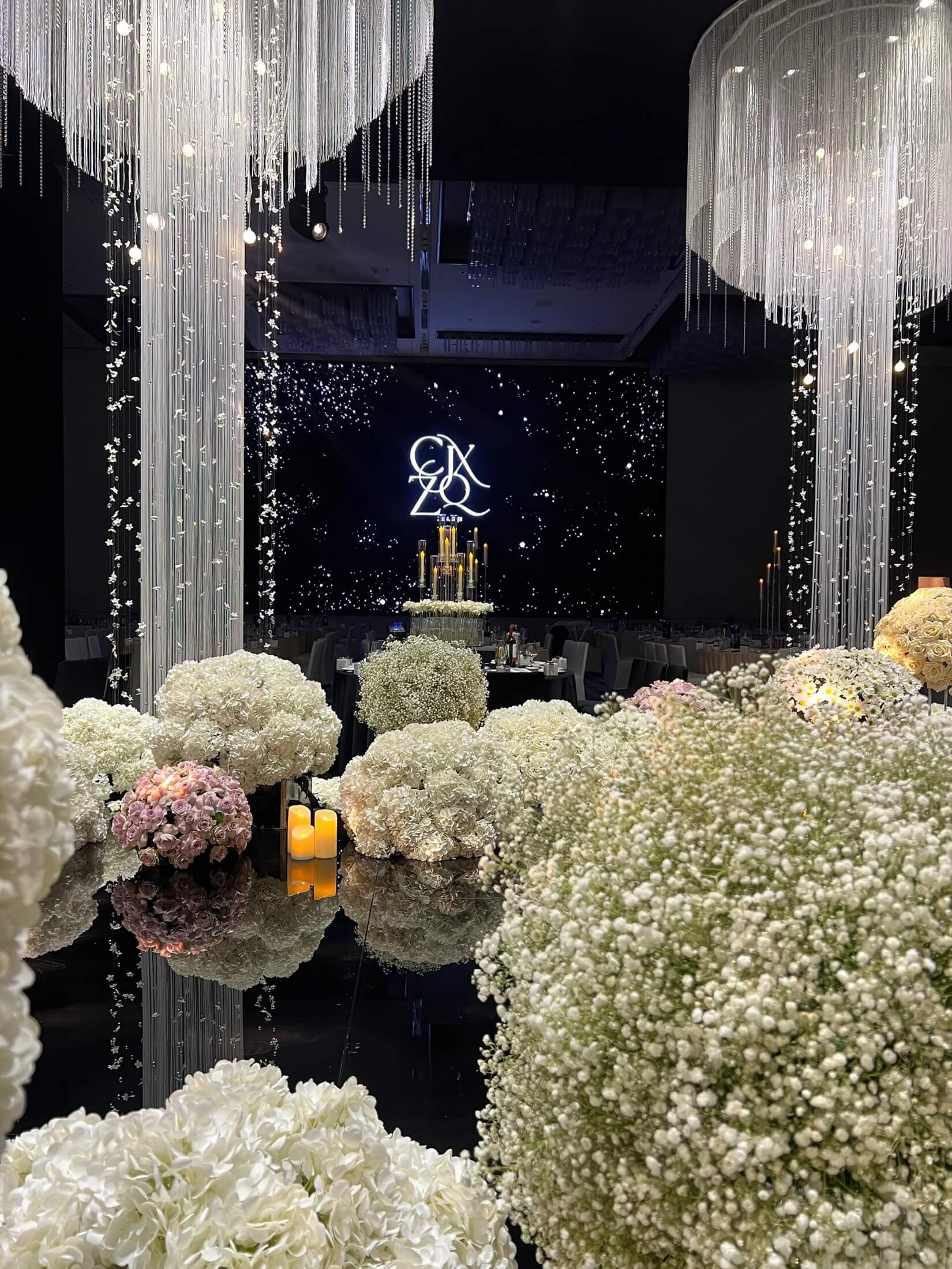 线帘水晶光影氛围感婚礼